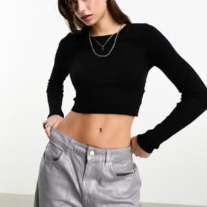 Black Long Sleeve Crop Top